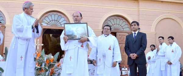 Zottos cumple su sueño episcopal en las fiestas patronales de Cafayate