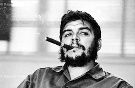 El Che Guevara no estuvo combatiendo en Orán. Solo vino a buscar habanos salteños