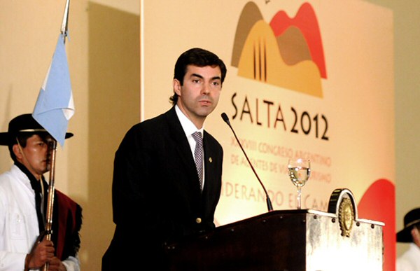 El gobernador Urtubey en la inauguración