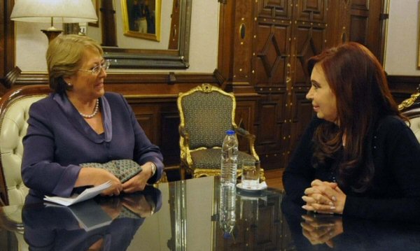 Cristina Fernández de Kirchner y Michelle Bachelet