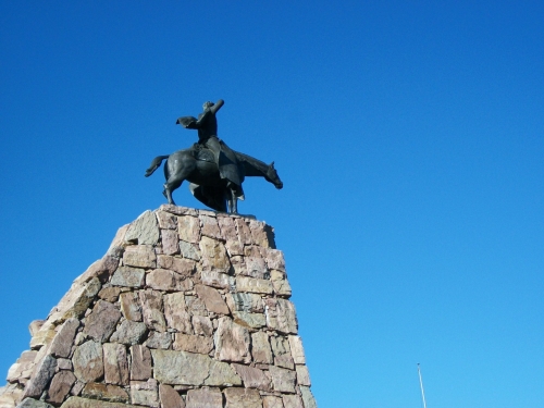 Monumento a Güemes