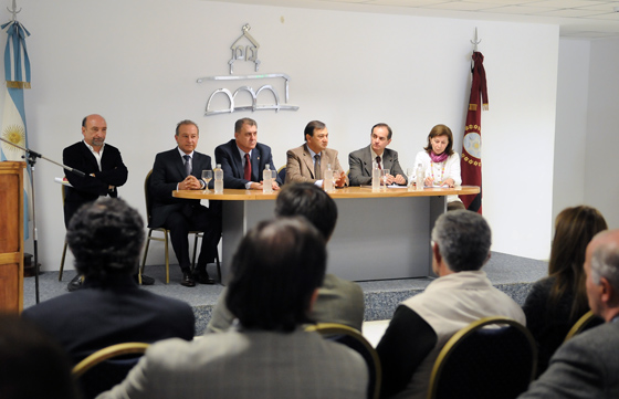 Acto de firma del convenio